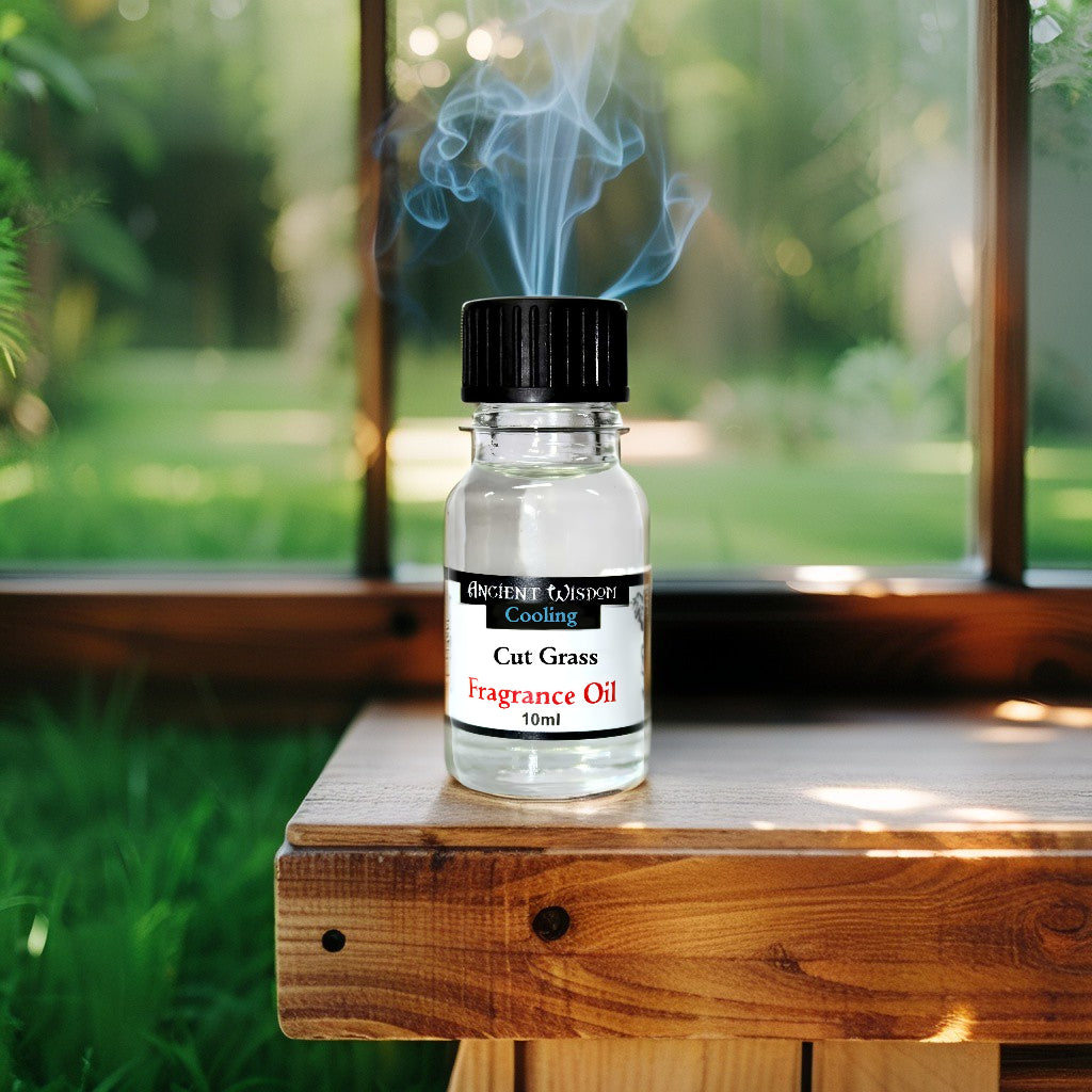 Cut Grass Home Fragrance Oil – Fresh garden scent for relaxation