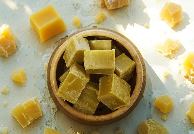 Oiloherb Raw Beeswax – 100% natural wax for natural cosmetics