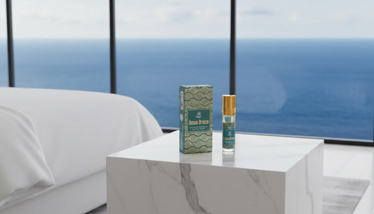Ocean Breeze Concentrated Perfume Oil with fresh marine fragrance