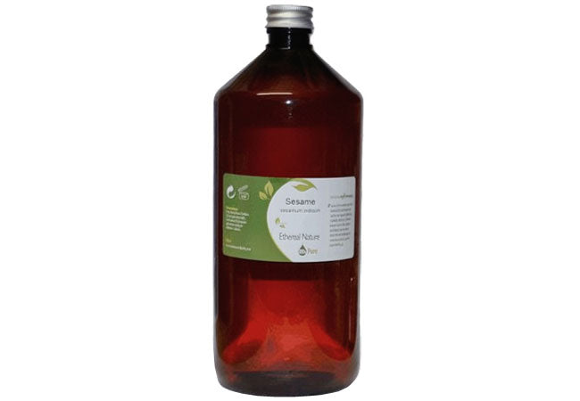 OiloHerb Natural Sesame Oil – for glowing, soft & protected skin