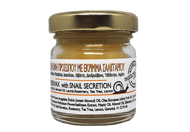 Facial beeswax with snail secretion