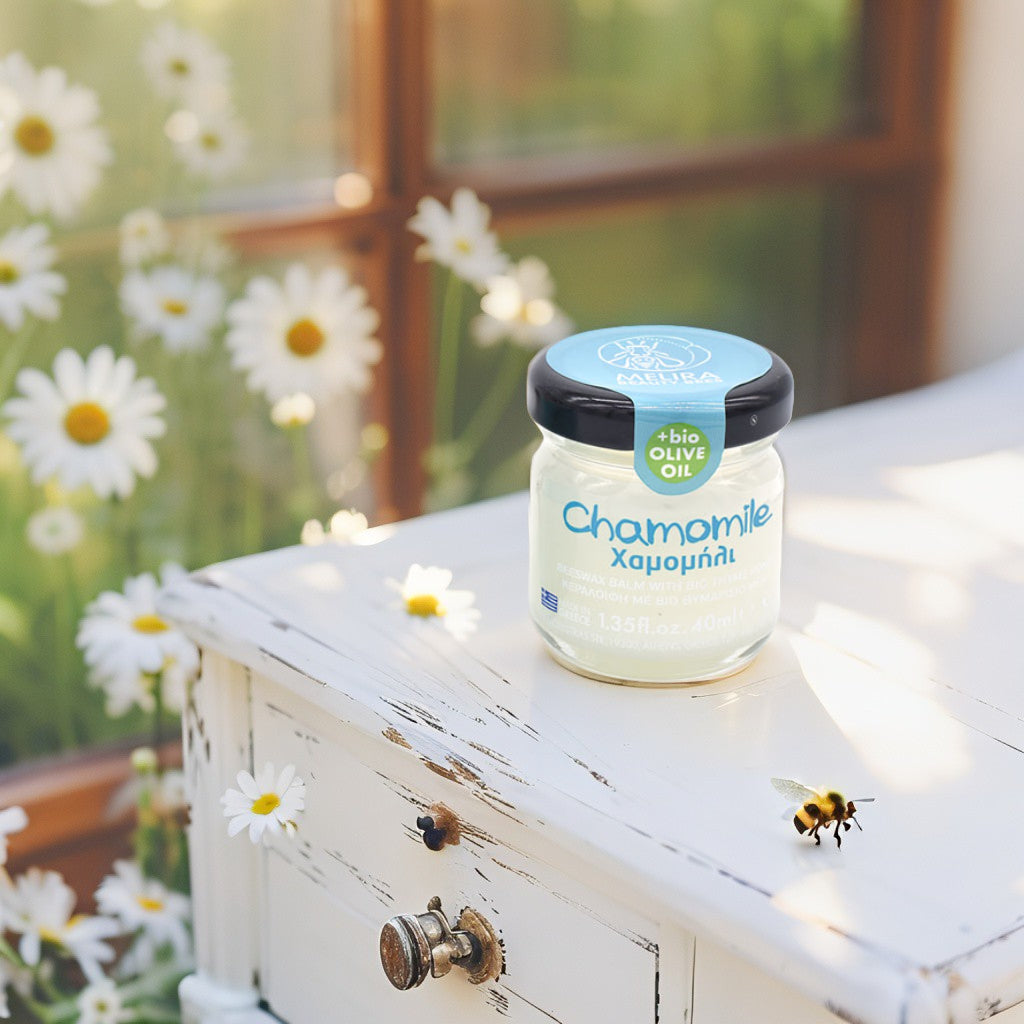 Natural beeswax balm with chamomile and thyme honey by Melira for dry or sensitive skin
