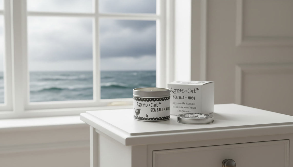 Sea Salt + Moss natural soy candle with sea salt, moss and wet wood fragrance
