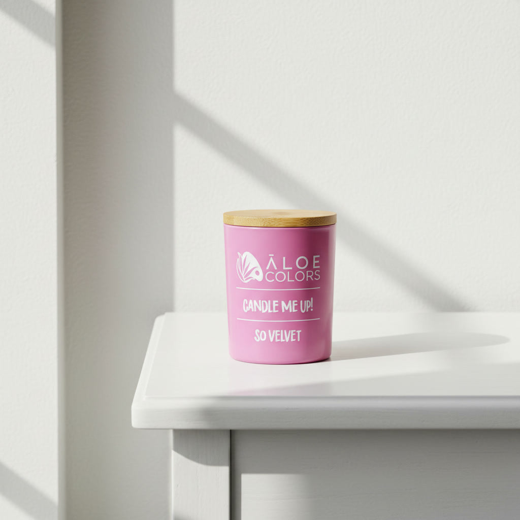 So Velvet Aloe Colors 220g scented soy candle with soft powder fragrance