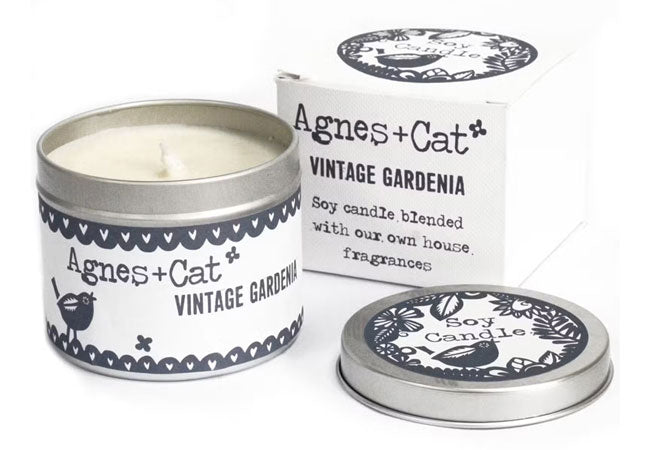 Vintage Gardenia soy wax candle with gardenia and floral fragrance