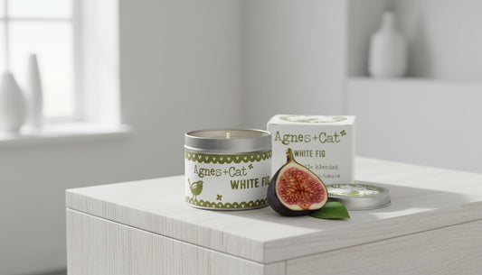 White Fig natural soy candle scented with ripe fig, blackcurrant and green fig leaves